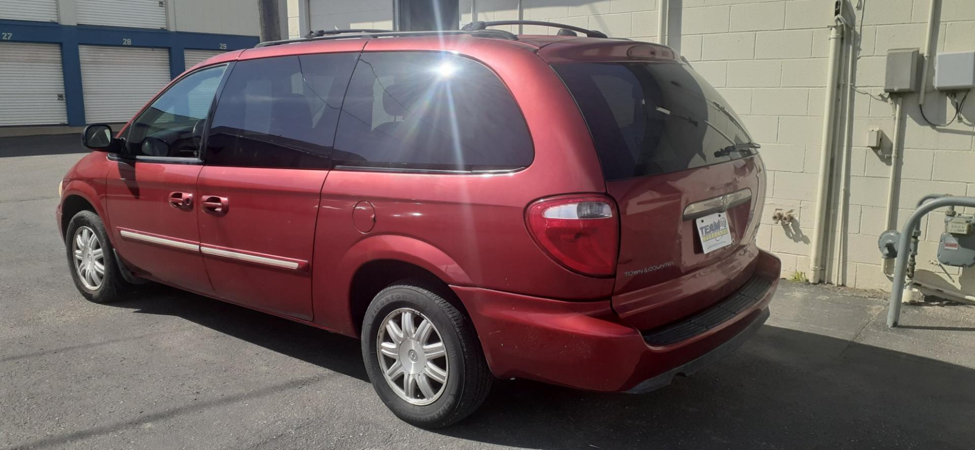 2006 Chrysler Town & Country Touring (2A4GP54L46R) with an 3.8L V6 OHV 12V engine, 4-Speed Automatic Overdrive transmission, located at 2015 Cambell Street, Rapid City, SD, 57701, (605) 342-8326, 44.066433, -103.191772 - Photo#3